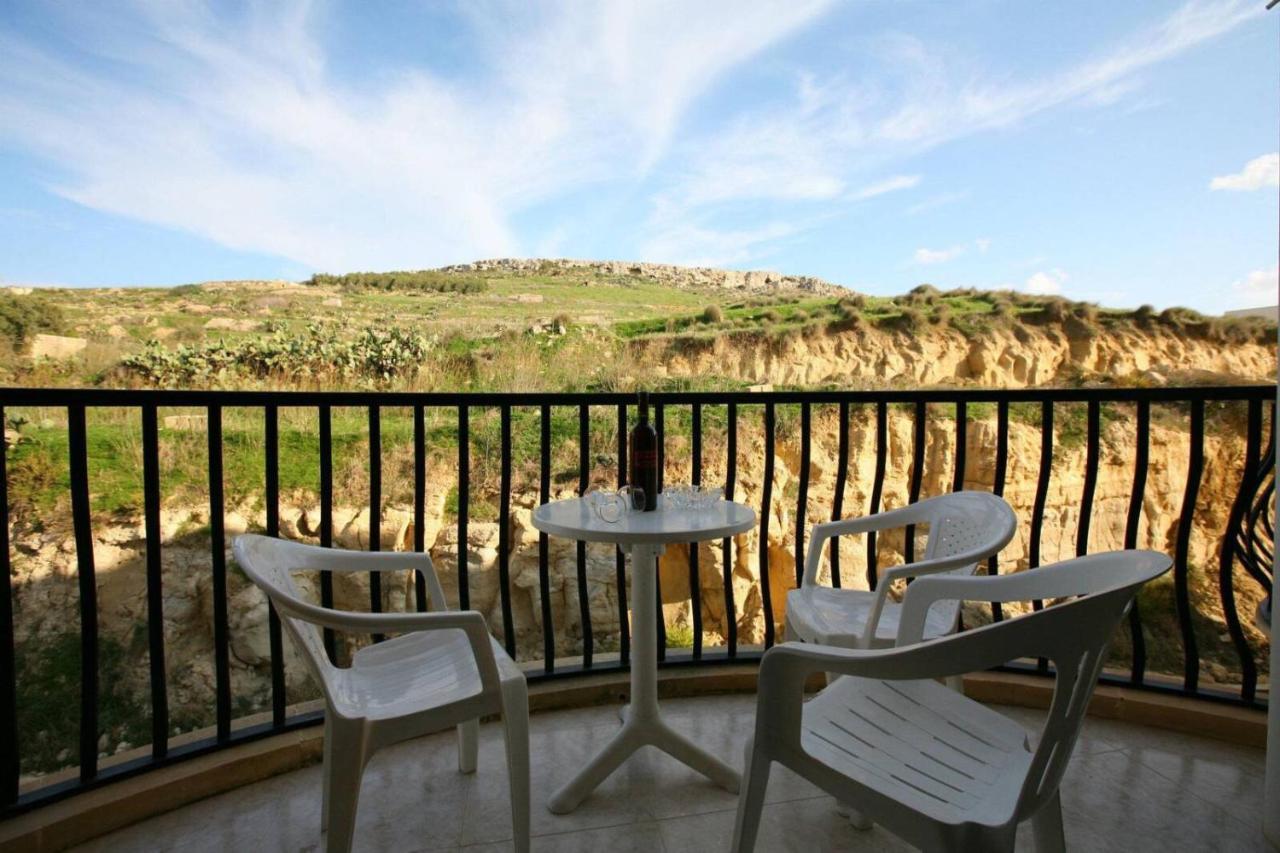 Spacious Apartment In Marsalforn, Gozo Екстер'єр фото